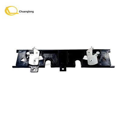 445-0582423 4450582423 ATM yedek parçaları NCR S1 Metal Kaset Kamyon Kapısı Tükleyici Assy NCR Kaset Tükleyici
