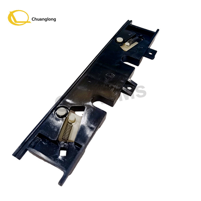 445-0582423 4450582423 ATM yedek parçaları NCR S1 Plastik Kaset Kamyon Kapısı İtmekle Assy NCR Kaset İtmekle