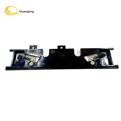 445-0582423 4450582423 ATM yedek parçaları NCR S1 Plastik Kaset Kamyon Kapısı İtmekle Assy NCR Kaset İtmekle