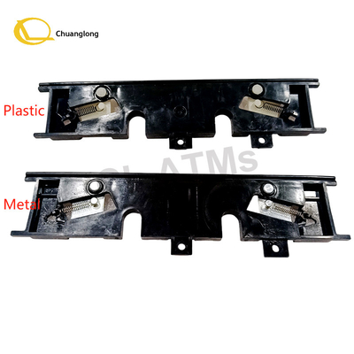 445-0582423 4450582423 ATM yedek parçaları NCR S1 Plastik Kaset Kamyon Kapısı İtmekle Assy NCR Kaset İtmekle