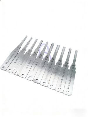 C sınıfı Kasalar, Araba/motosiklet ve Trafik Kilitleri için 10 parçalı Usta Seti