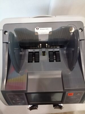 İyi fiyat HT-9100+ Para Sayma Makinesi Banknot Sayma Makinesi Akıllı Piyango Bileti Sayma Makinesi çevrimiçi