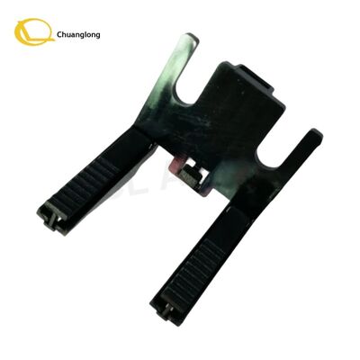 İyi fiyat S7010000709 Hyosung İtici Taşıyıcı Takımı ATM Parçası Hyosung Plastik İtici Taşıyıcı Takımı 7010000709 S7010000709 Stokta Yeni Çevrimiçi